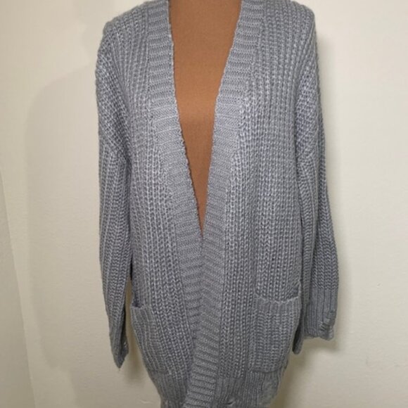 BKE Sweaters - BKE Tattered Distressed Gray Sweater 	L Oversized